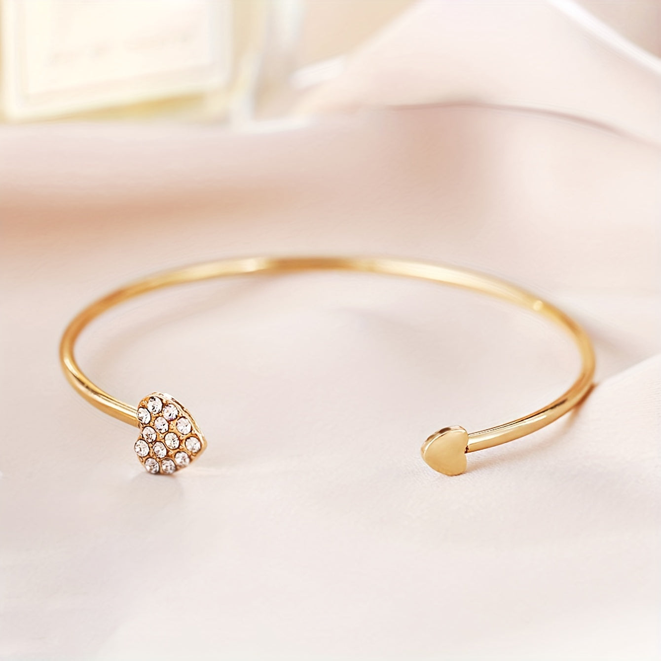 Quinn™ – Cuff Bracelet