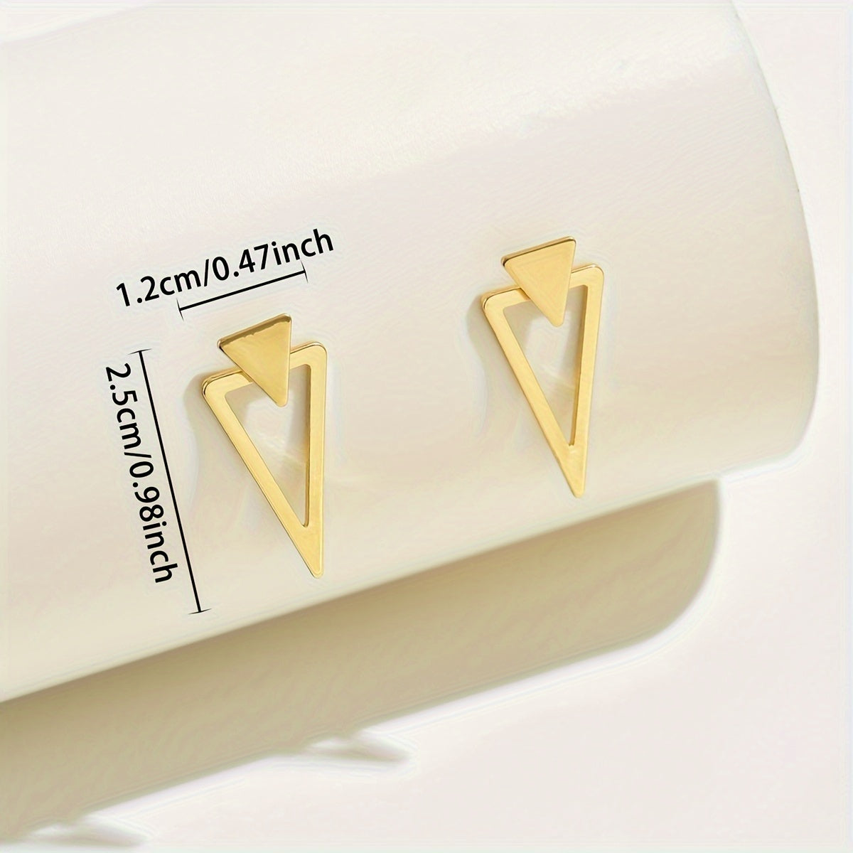 Quinn™ – Triangle Earring