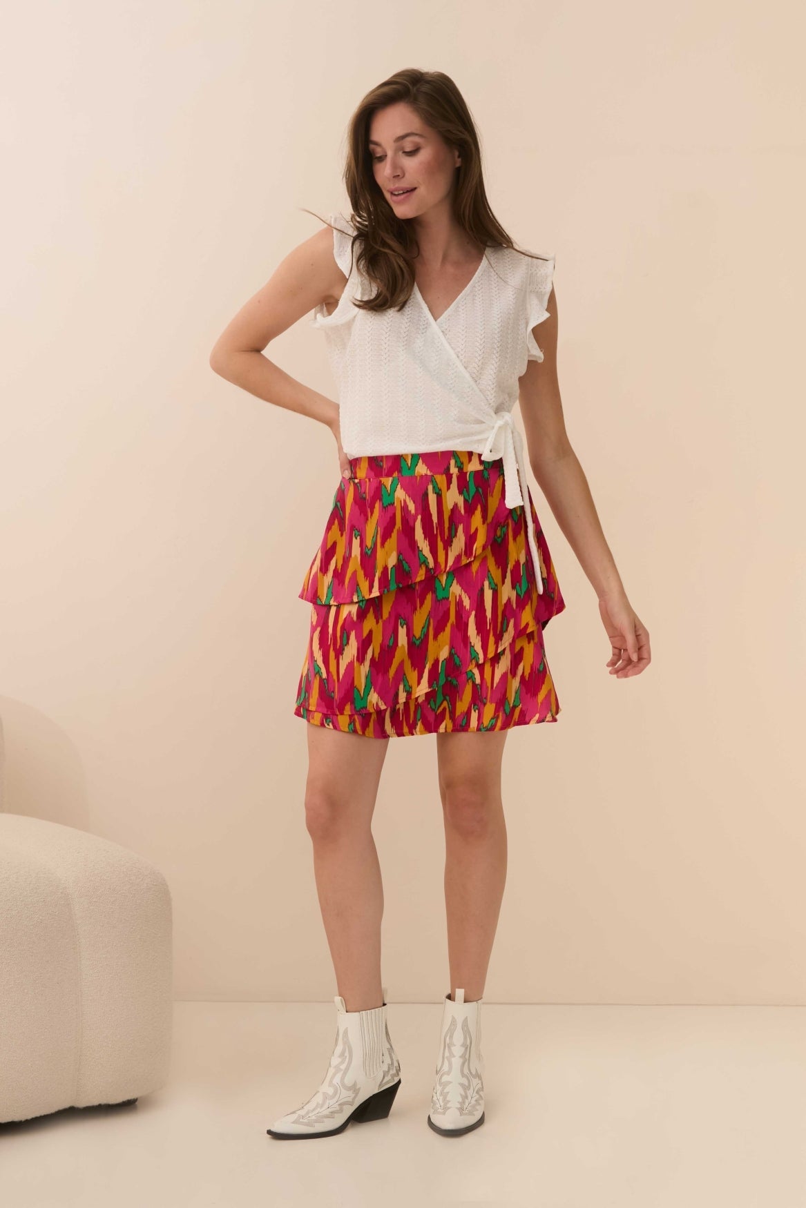 Quinn™ – Top Ruby | White