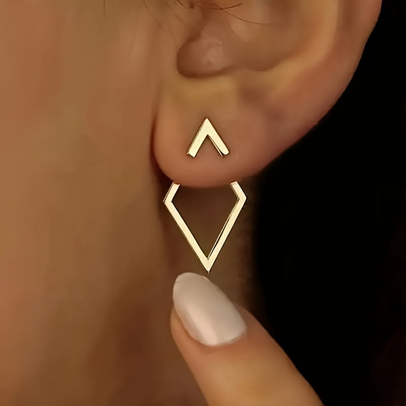Quinn™ – Triangle Earrings
